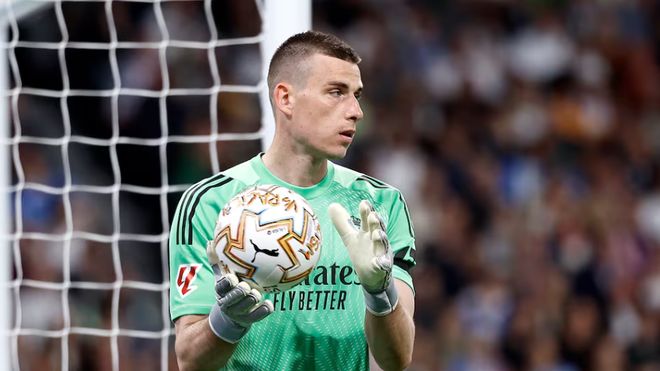 卢宁的皇马生存记：从想走到续约，再到临危受命