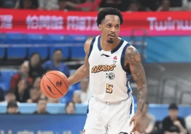 王博被驱逐！三大核心缺席广厦惜败山西 布朗41分