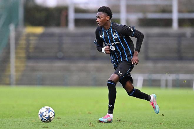 德天空：巴萨正在谈布鲁日18岁边锋比西武的转会