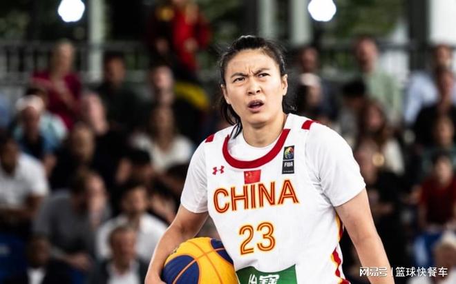 女篮世界杯中国队遭开门黑！首秀惜败德国：G2战又掀翻欧洲劲旅！