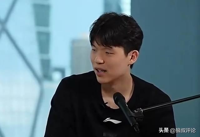 杨瀚森:看到恶评有时候很想笑 他们骂得很有才 但做好自己就行了