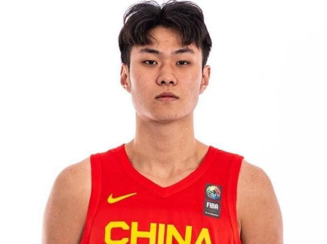 险被NBA选中！国手王浩然进入国王次轮选秀考察名单 曾打爆哈珀