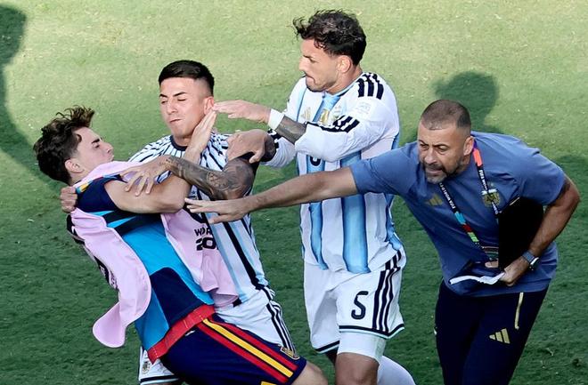 FIFA官宣:将调查世界杯决赛赛后冲突!阿根廷队或遭罚 2将难逃禁赛