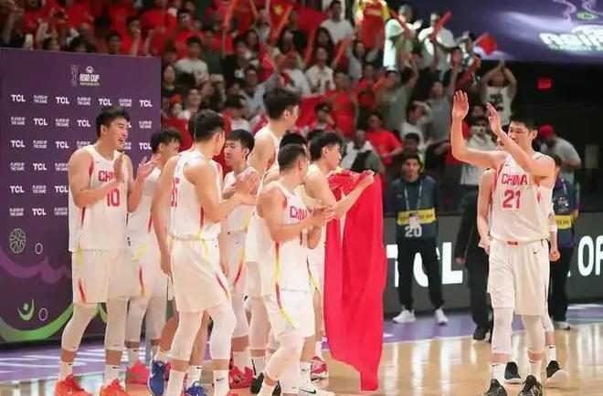 中国男篮名单生变!2人离队1人回归,新阵容迎大考,赢球机会来了