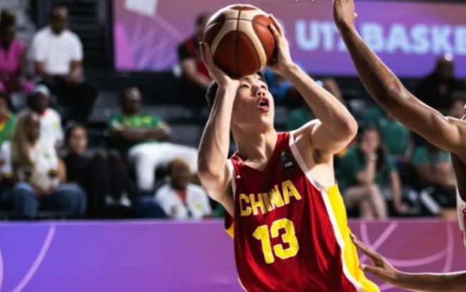 中国U18男篮双杀韩国东大 张懿赵杰复出首秀18分钟20分最高