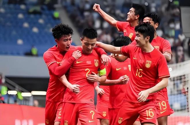 喜讯！U19国足前锋频频代表欧塞尔出战一线队比赛，或有望踢法甲