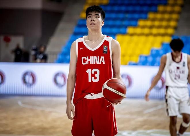 亚洲杯：中国U18男篮6人上双狂胜卡塔尔52分 两战狂赢100分！