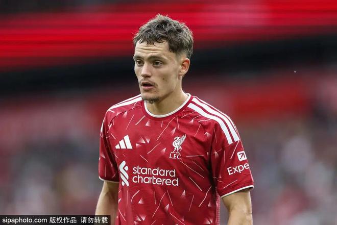 贝索斯财团拟增持利物浦至38%股份