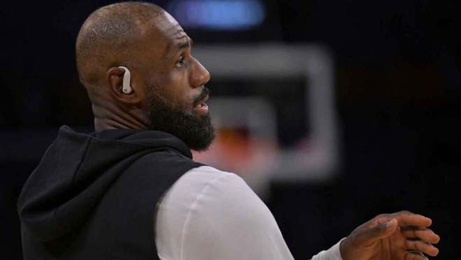 NBA官网称勒布朗·詹姆斯的决定,确是联盟推迟发布赛程原因之一
