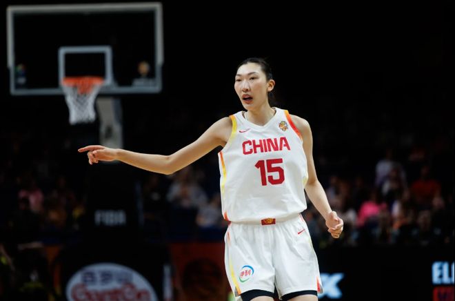 中国女篮加时逆转捷克 韩旭22+14杨舒予18分