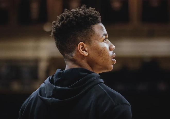 没球打了!28岁的富尔茨,能否重返NBA?
