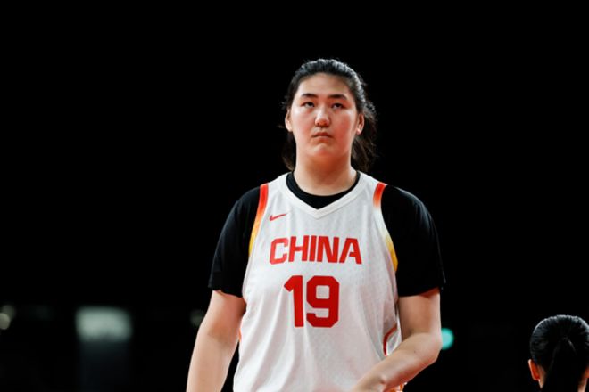 亚运15连胜!中国女篮69分狂胜印尼进八强 张子宇22分刘禹彤20+10