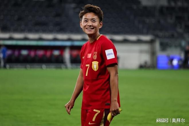 中国女足1-0越南晋级四强 王霜加时救主