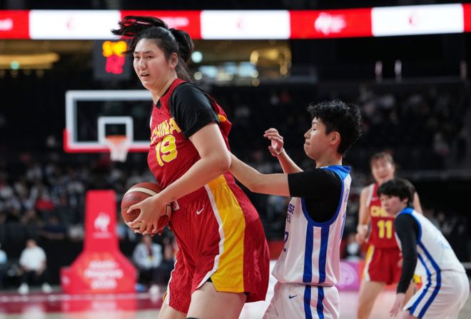 中国女篮力克中国台北 获亚运会铜牌
